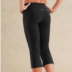 Athleta Black Capri Pants Cropped Athletic Activewear Workout Leggings Womens S